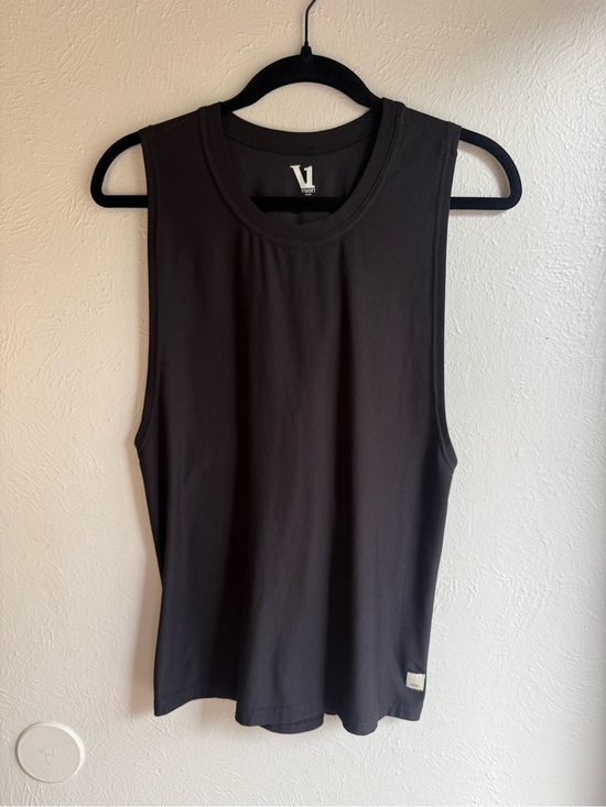 Vuori Tops - Vuori Black Performance Tank Top